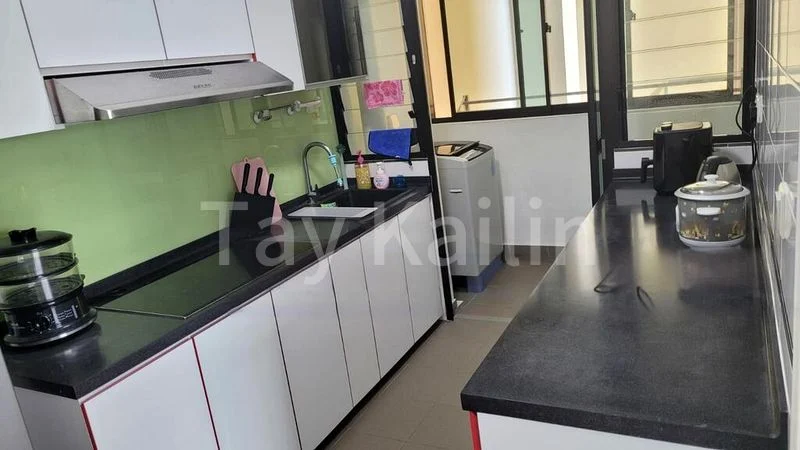 3 Room (3I) HDB for Rent in 650 Ang Mo Kio Street 61 - Image 1
