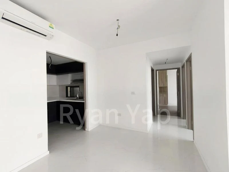 3 Bed Executive Condo for Sale in  Ola - Image 3
