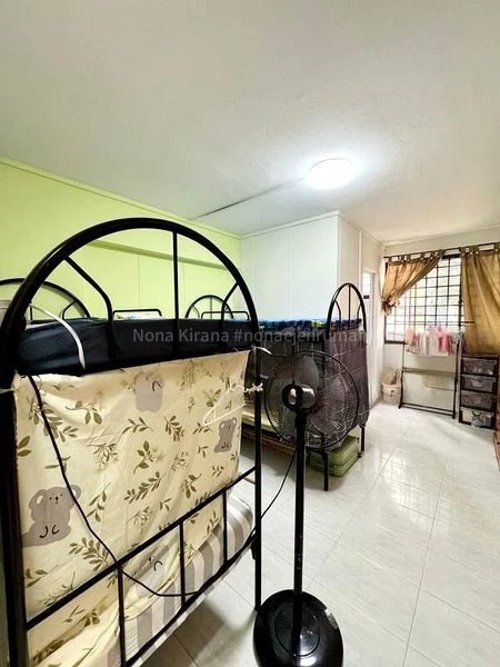 5 Room (5I) HDB for Sale in  230 Simei Street 4 - Image 6