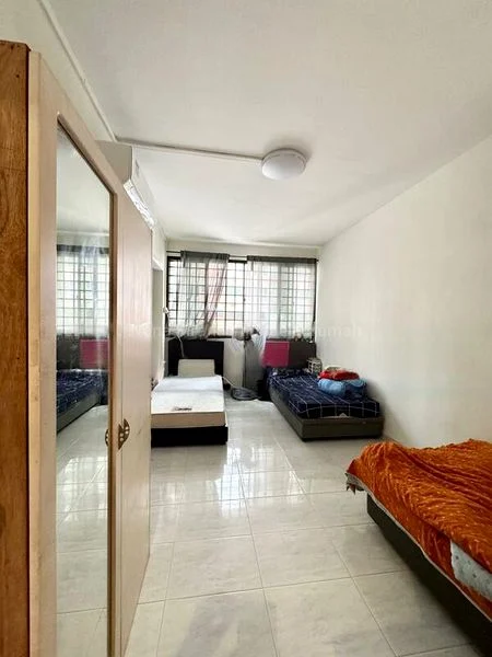 5 Room (5I) HDB for Sale in  230 Simei Street 4 - Image 7