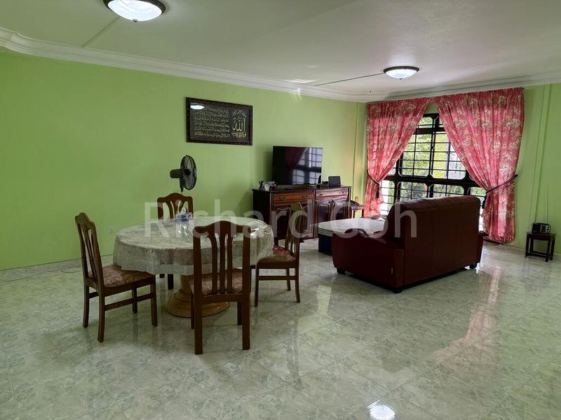 5 Room (5I) HDB for Sale in  116B Rivervale Drive - Image 5