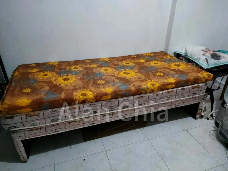 Common Room (HDB) for Rent in  366 Woodlands Avenue 5 - Image 2