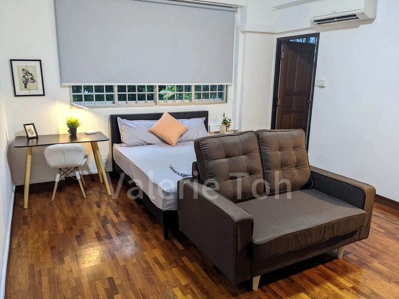 Master Room (Condo) for Rent in  Kum Hing Court - Image 2