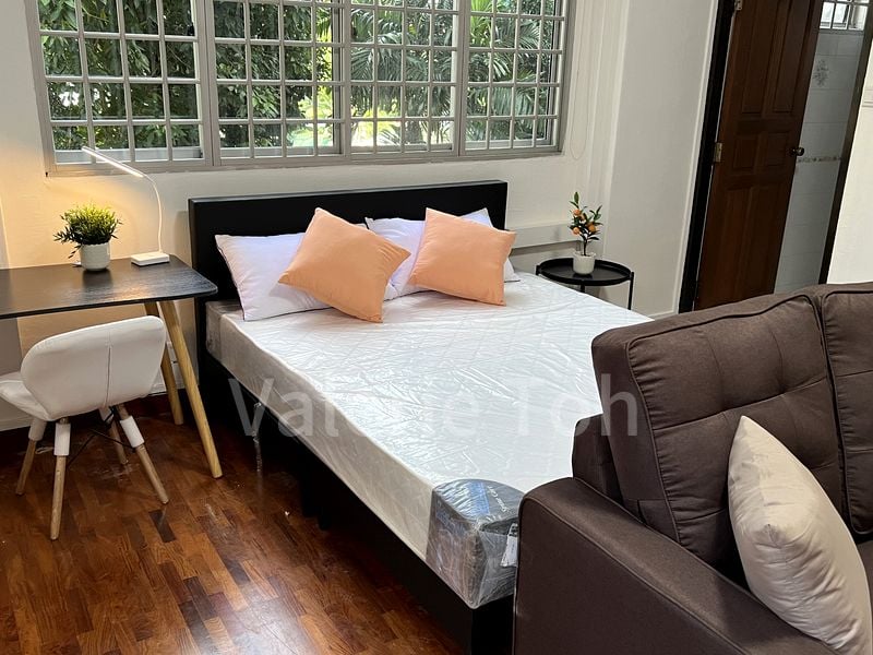 Master Room (Condo) for Rent in  Kum Hing Court - Image 1