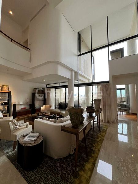 3 Bed Condo for Rent in  The Colonnade - Image 11