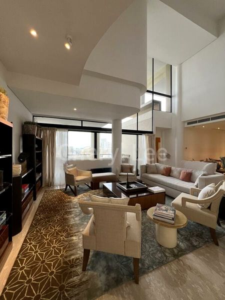 3 Bed Condo for Rent in  The Colonnade - Image 2