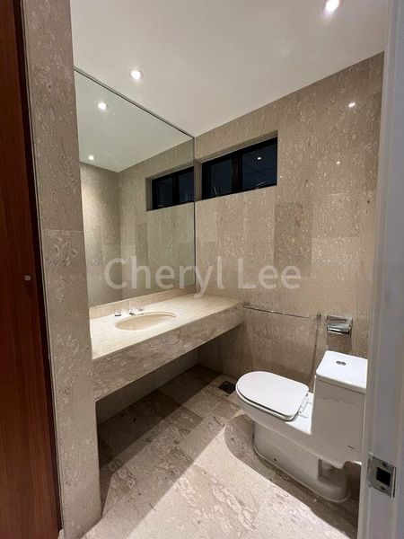 3 Bed Condo for Rent in  The Colonnade - Image 14