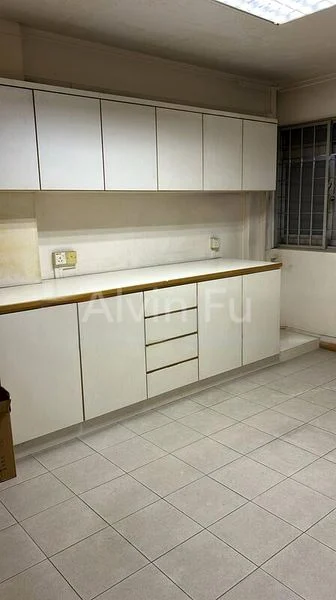 1 Room HDB for Rent in  303 Woodlands Street 31 - Image 9