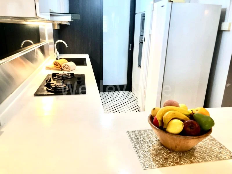3 Bed Walk-up Apartment (Condo) for Rent in Zion Road - Image 3