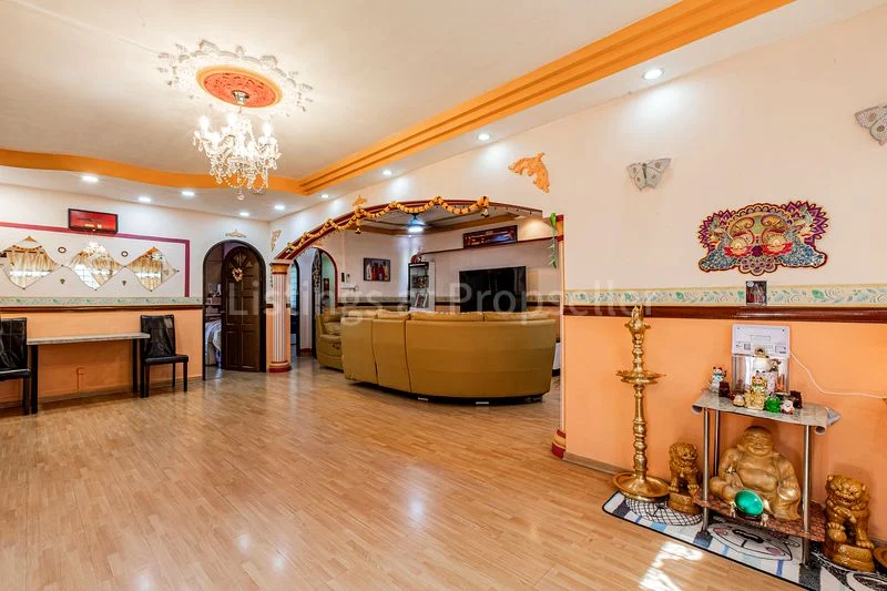 5 Room (5I) HDB for Sale in 115 Pasir Ris Street 11 - Image 6