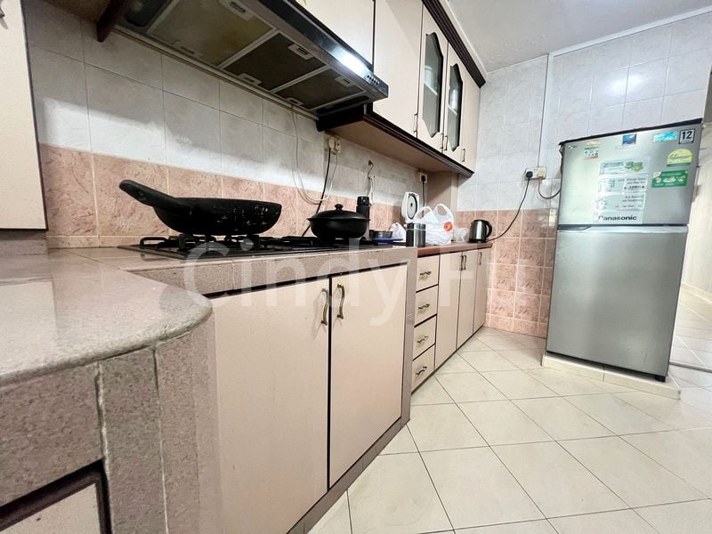 3 Room (3I) HDB for Sale in  11 Upper Boon Keng Road - Image 1