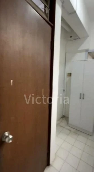 Common Room (Condo) for Rent in Castle Green - Image 5