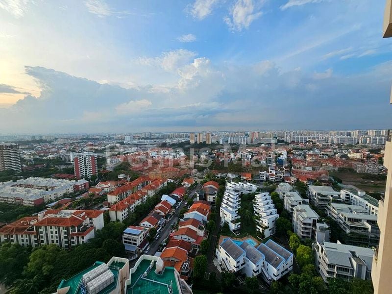 3 Bed Condo for Sale in Bayshore Park - Image 2