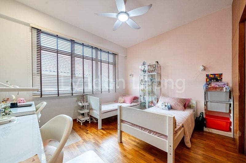 4 Bed Terraced House (Landed) for Sale in  The Riverina - Image 10