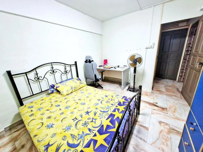 Common Room (HDB) for Rent in  339 Jurong East Avenue 1 - Image 2