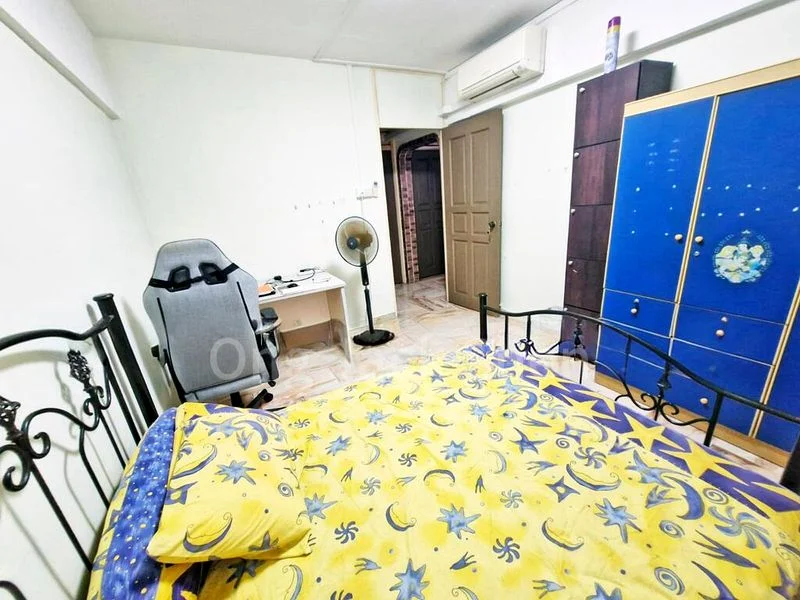 Common Room (HDB) for Rent in  339 Jurong East Avenue 1 - Image 1