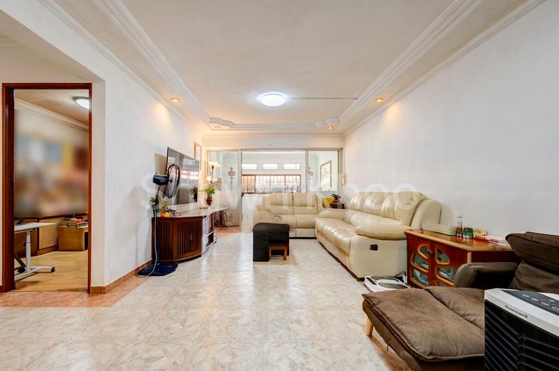 Executive HDB for Sale in  162 Bishan Street 13 - Image 10