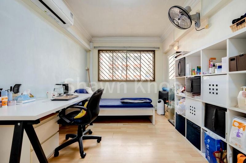 Executive HDB for Sale in  162 Bishan Street 13 - Image 3