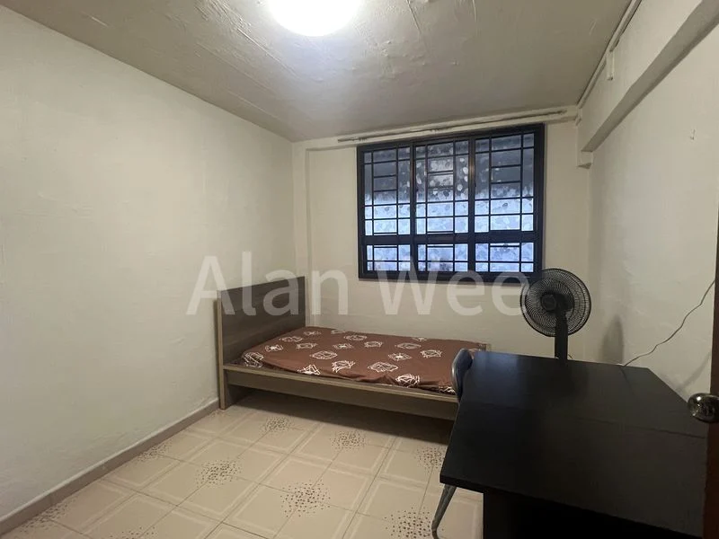Common Room (HDB) for Rent in 267 Bukit Batok East Avenue 4 - Image 2