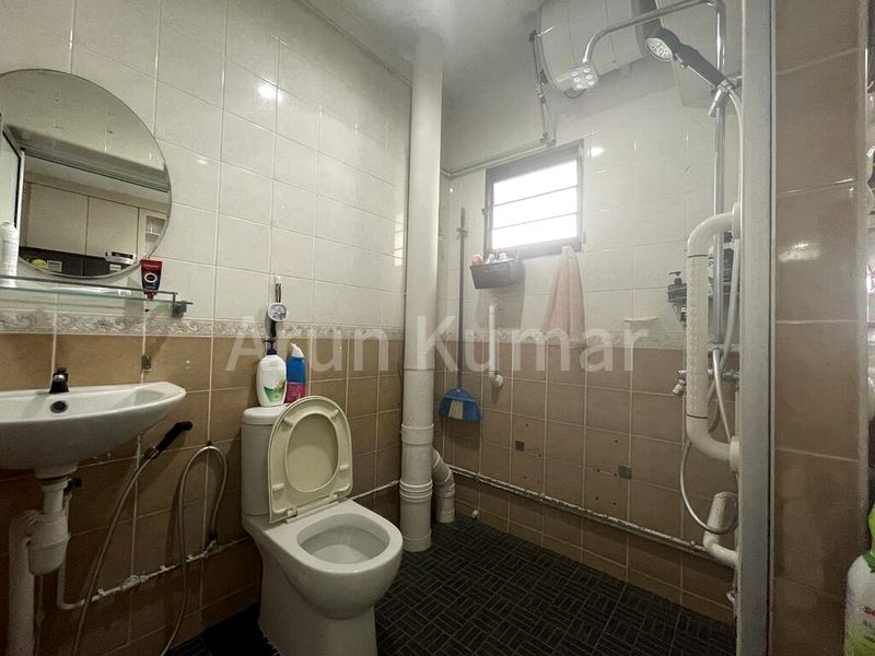 4 Room (4A) HDB for Sale in 617 Jurong West Street 65 - Image 3