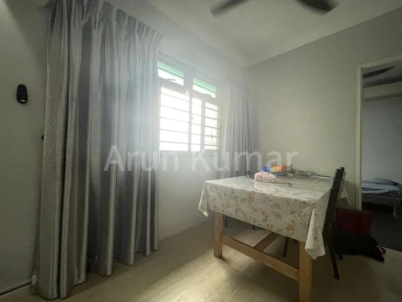 4 Room (4A) HDB for Sale in 617 Jurong West Street 65 - Image 12