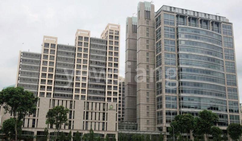 Freehold Service Apartment, Steps from Fort Canning MRT - Image 2