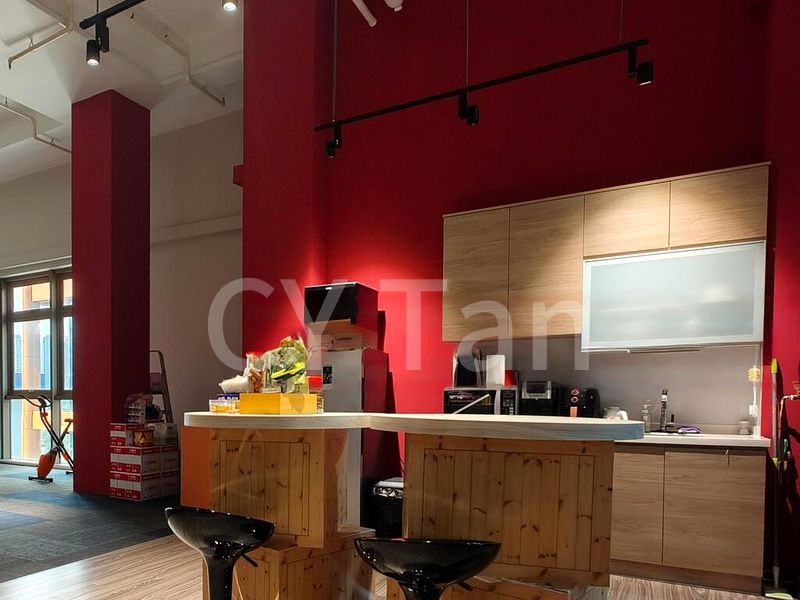 Light Industrial (B1) for Rent: OC on Pasir Panjang Street - Image 1