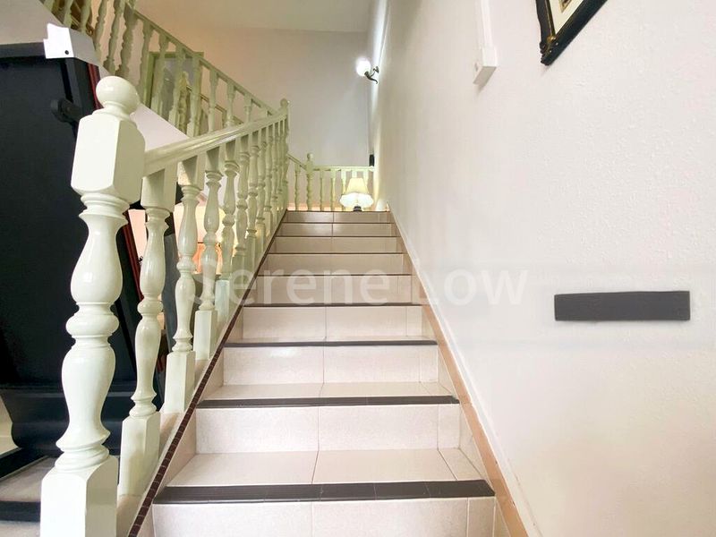 Maisonette HDB for Sale in  354 Bukit Batok Street 31 - Image 6