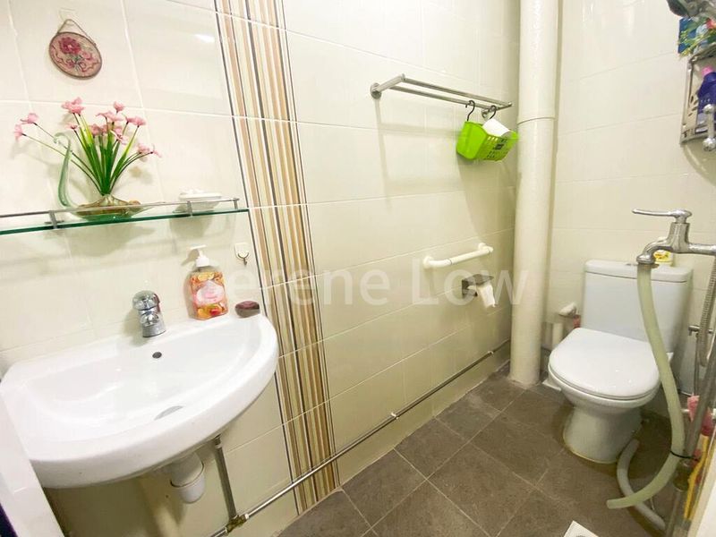 Maisonette HDB for Sale in  354 Bukit Batok Street 31 - Image 10