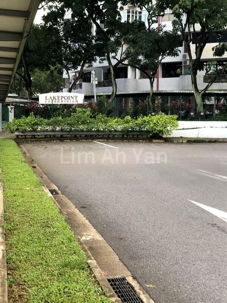 3 Bed Condo for Rent in  Lakepoint Condominium - Image 6