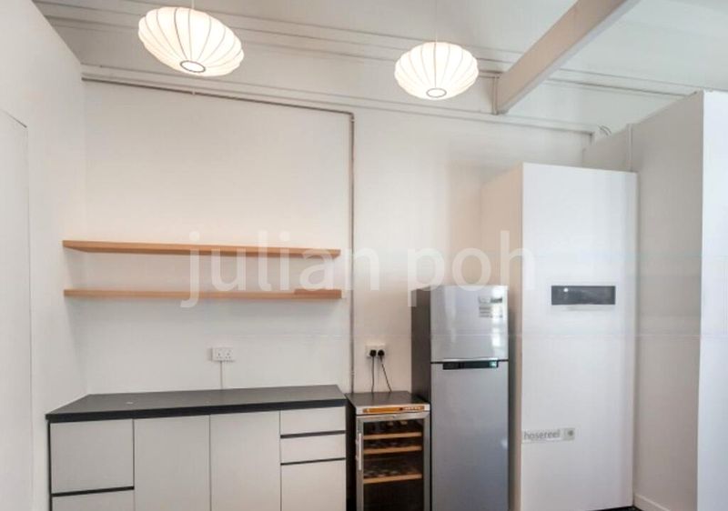 Shop / Shophouse for Rent: Near MRT, High-Foot Traffic Unit at Telok Ayer! - Image 9