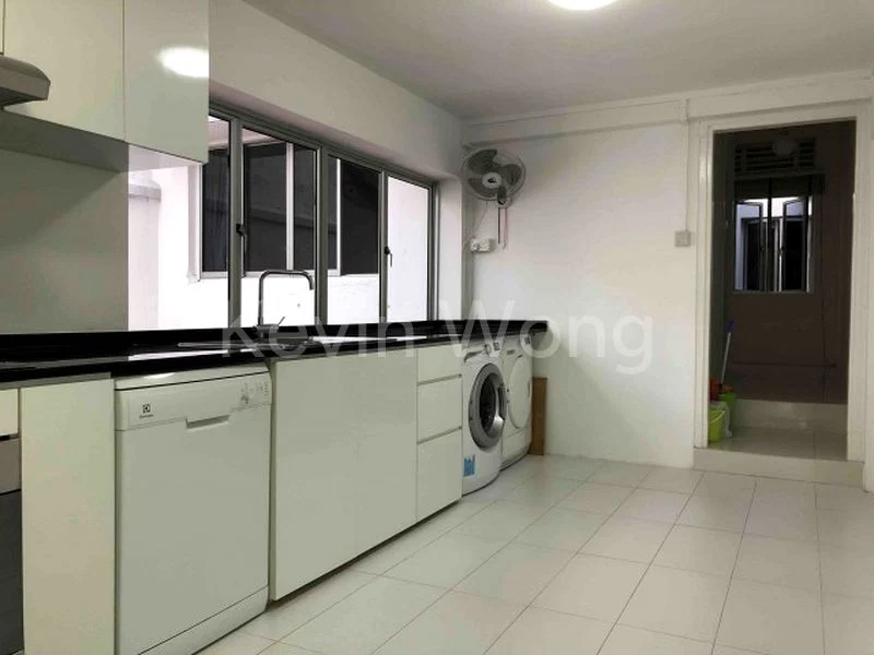 4 Room (4S) HDB for Rent in 65 Tiong Poh Road - Image 4