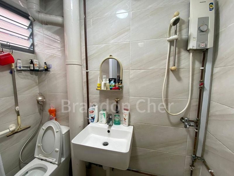 4 Room (4A) HDB for Sale in  14 Toh Yi Drive - Image 6