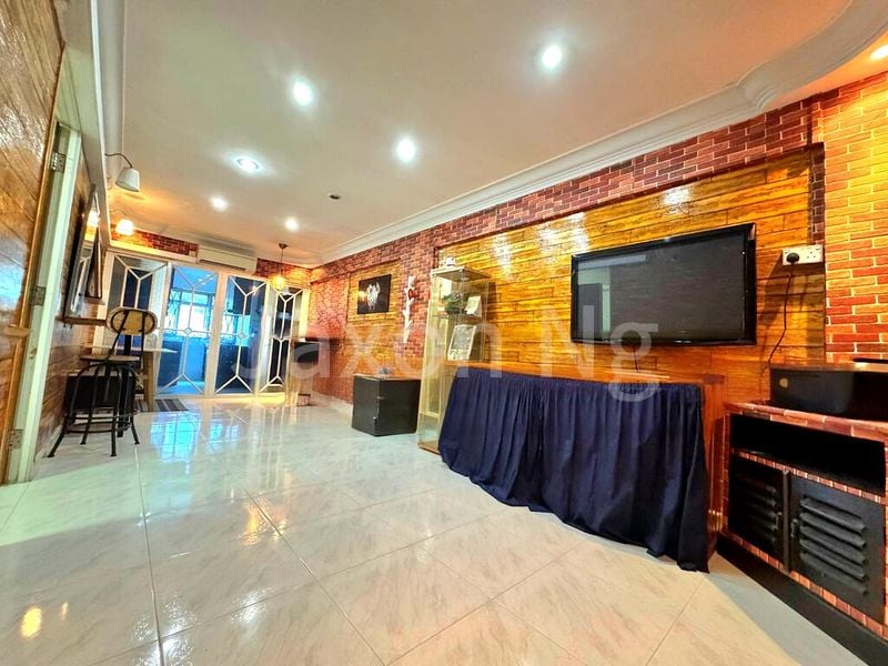 2 Room (2I) HDB for Sale in 314 Ang Mo Kio Avenue 3 - Image 2