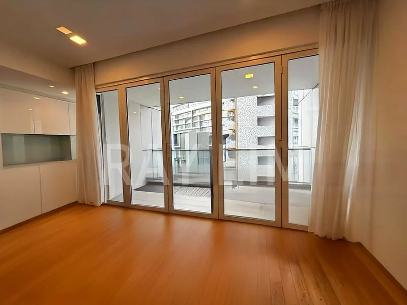 2 Bed Condo for Rent in  The Peak @ Cairnhill II - Image 2