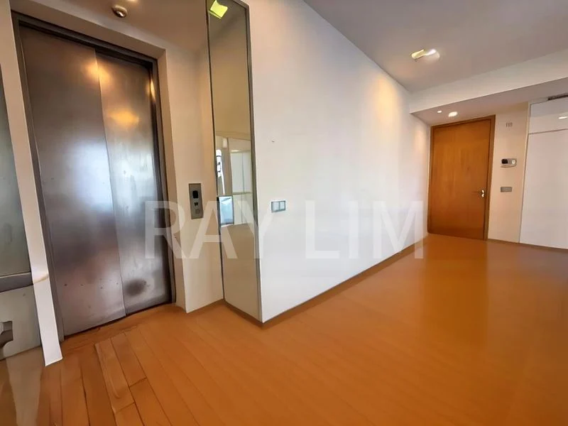 2 Bed Condo for Rent in  The Peak @ Cairnhill II - Image 1