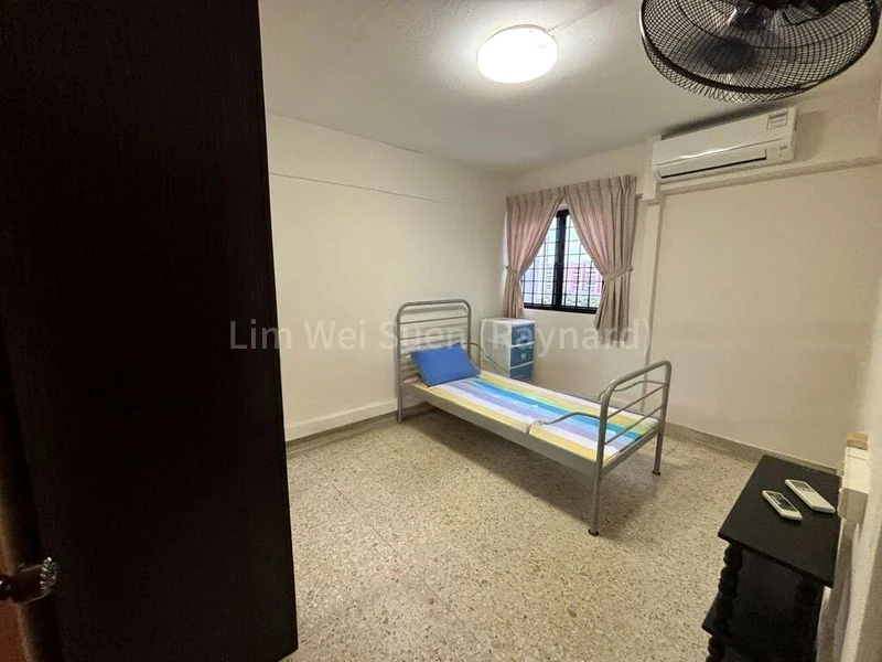 Room (HDB) for Rent in  621 Ang Mo Kio Avenue 9 - Image 2