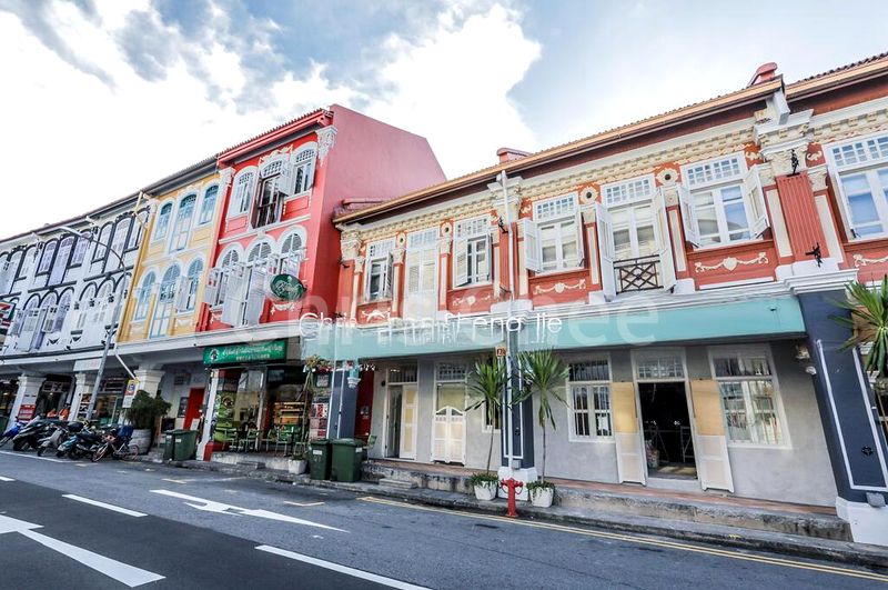 Food & Beverage for Rent: RESTAURANT, CAFE, or BISTRO on KEONG SAIK - Image 2