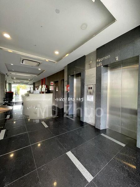 Office for Rent: Rex House - Image 9