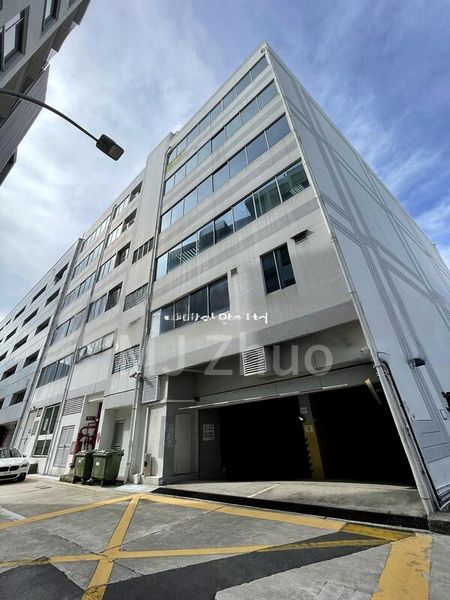 Office for Rent: Rex House - Image 2