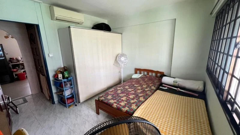 Common Room (HDB) for Rent in  717 Jurong West Street 71 - Image 1
