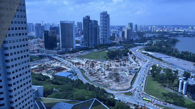 Office for Rent in Centennial Tower - Image 17