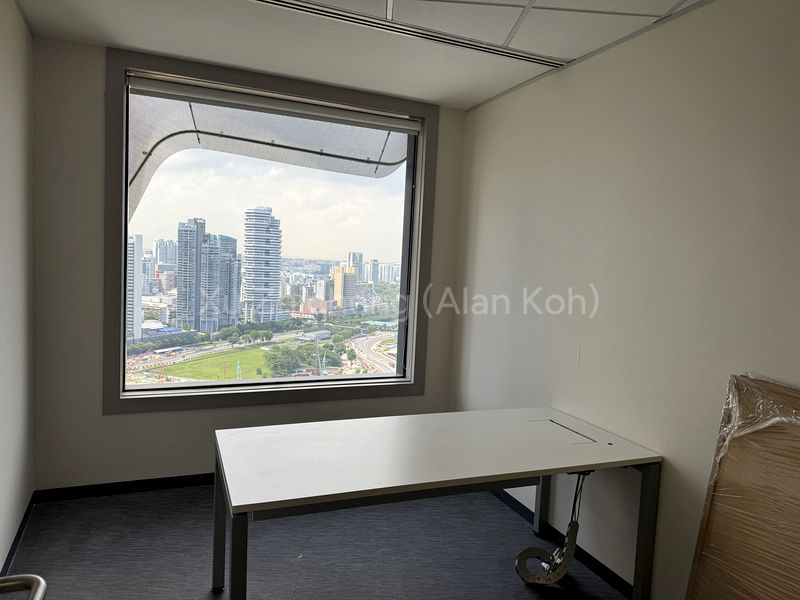 Office for Rent in Centennial Tower - Image 3