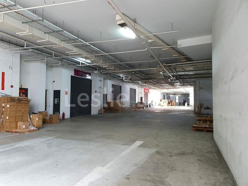 Light Industrial (B1) for Rent: Woodlands Horizon - Image 7