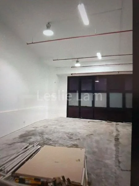 Light Industrial (B1) for Rent: Woodlands Horizon - Image 1