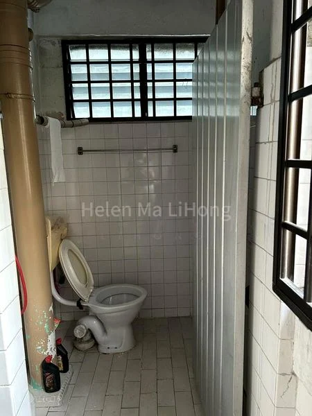 4 Room (4STD) HDB for Rent in  166 Woodlands Street 13 - Image 3