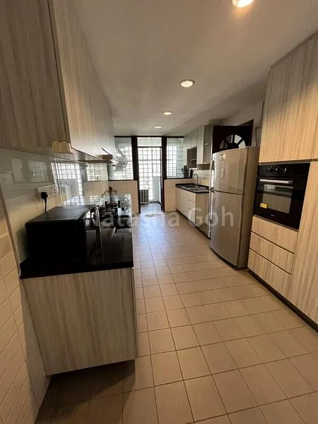 3 Bed Condo for Rent in  Balmoral Gate - Image 1