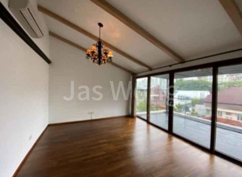 4 Bed Semi-Detached House (Landed) for Sale in  Binjai Park - Image 2