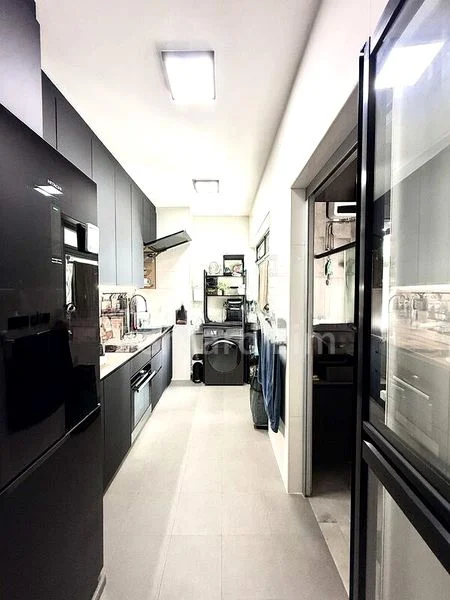 2 Room (2STD) HDB for Sale in  233A Sumang Lane - Image 4
