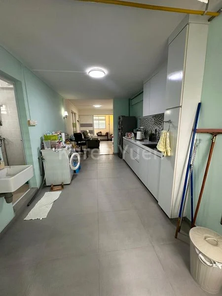 3 Room (3I) HDB for Sale in 12 Marsiling Lane - Image 5